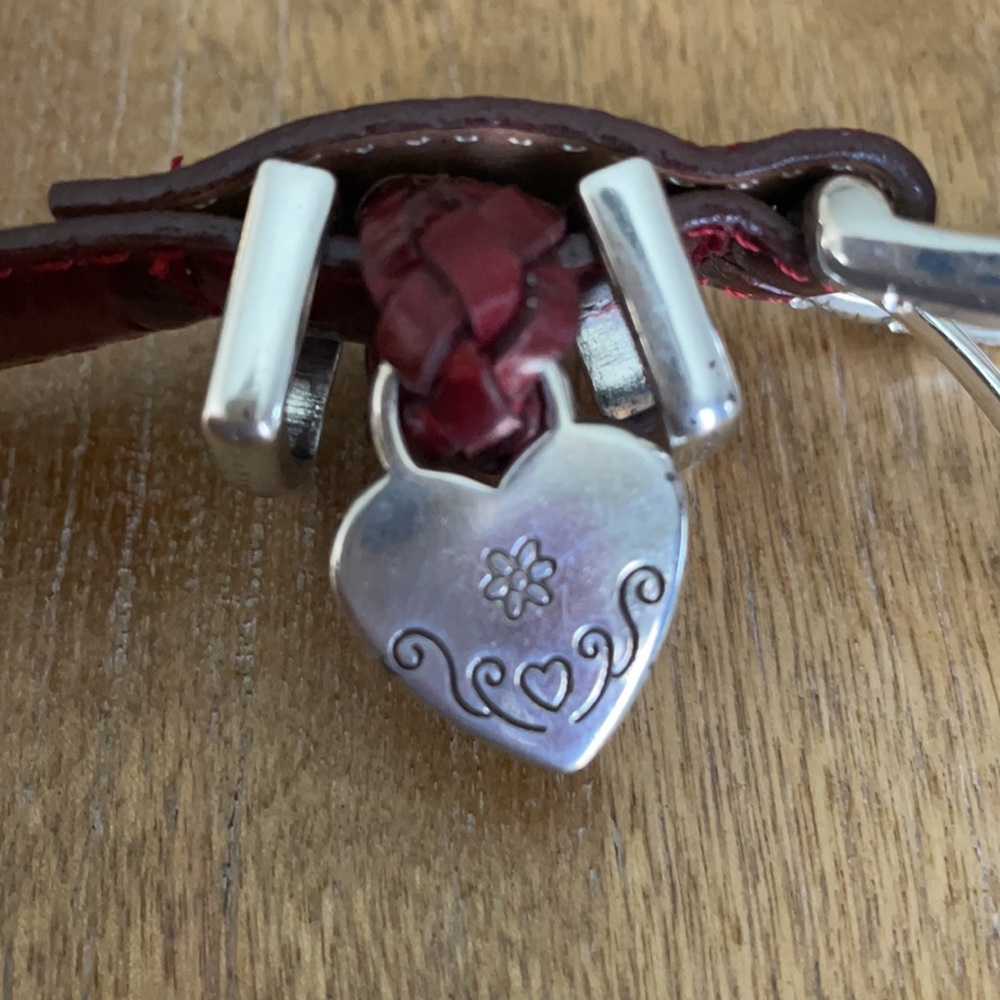 Brighton Red Croc Embossed Leather Belt Silver Heart Charm Size ML 32 - Picture 6 of 7